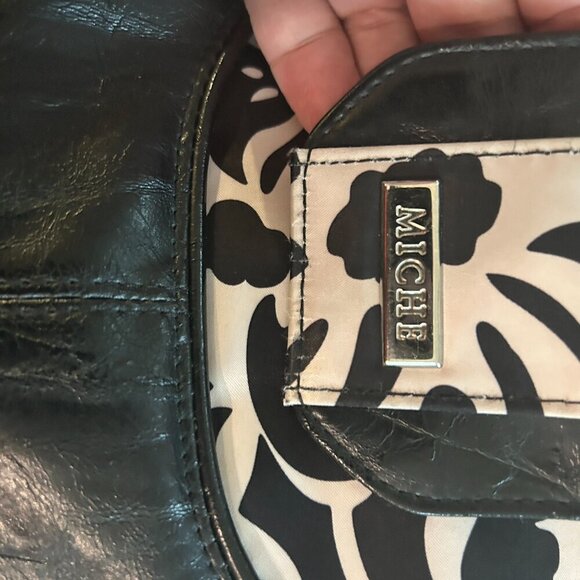 Miche Prima Vanessa Black Floral Large Shoulder Bag Silver Hardware Side Pockets - Picture 4 of 11